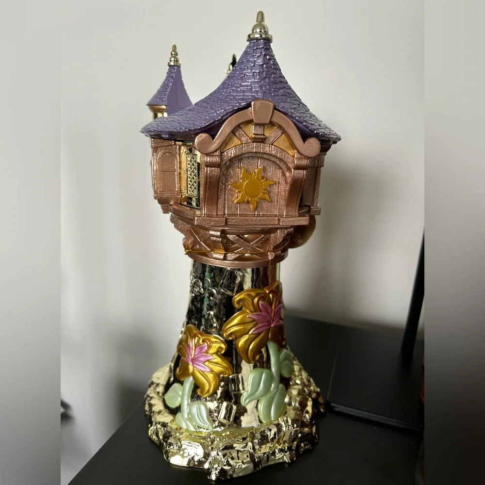 New Bath and Body Works Disney Rapunzel 3 Wick Candle Holder - Picture 2 of 4